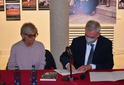 Presentación del libro "La larga guerra del sastre de Amberes’"