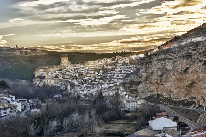 Recorriendo Albacete Puesta de sol en Alcalá del Júcar