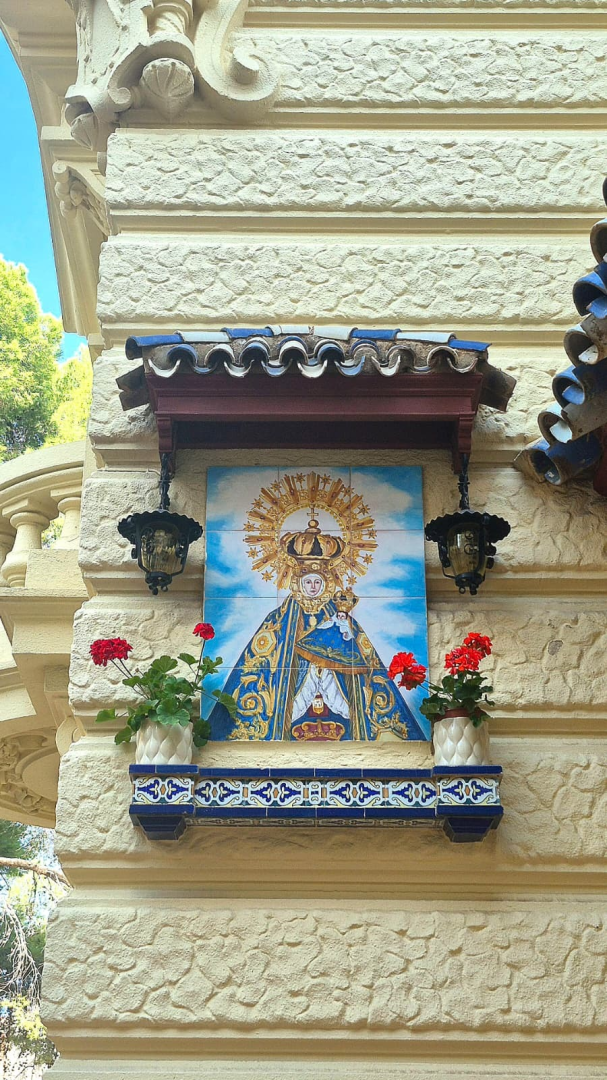 Albacete Ahora Azulejos Virgen de los Llanos. Chalé Fontecha